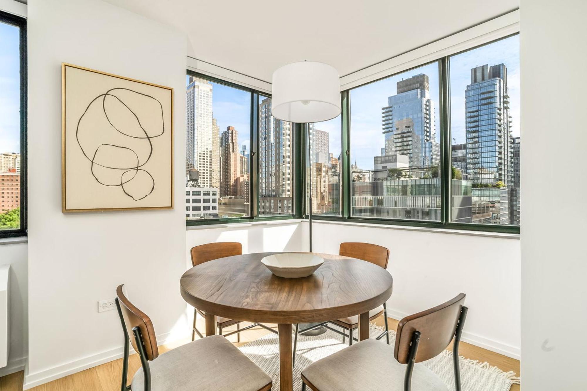 Beautiful And Cozy Gem 2bed 1bath Appartement *